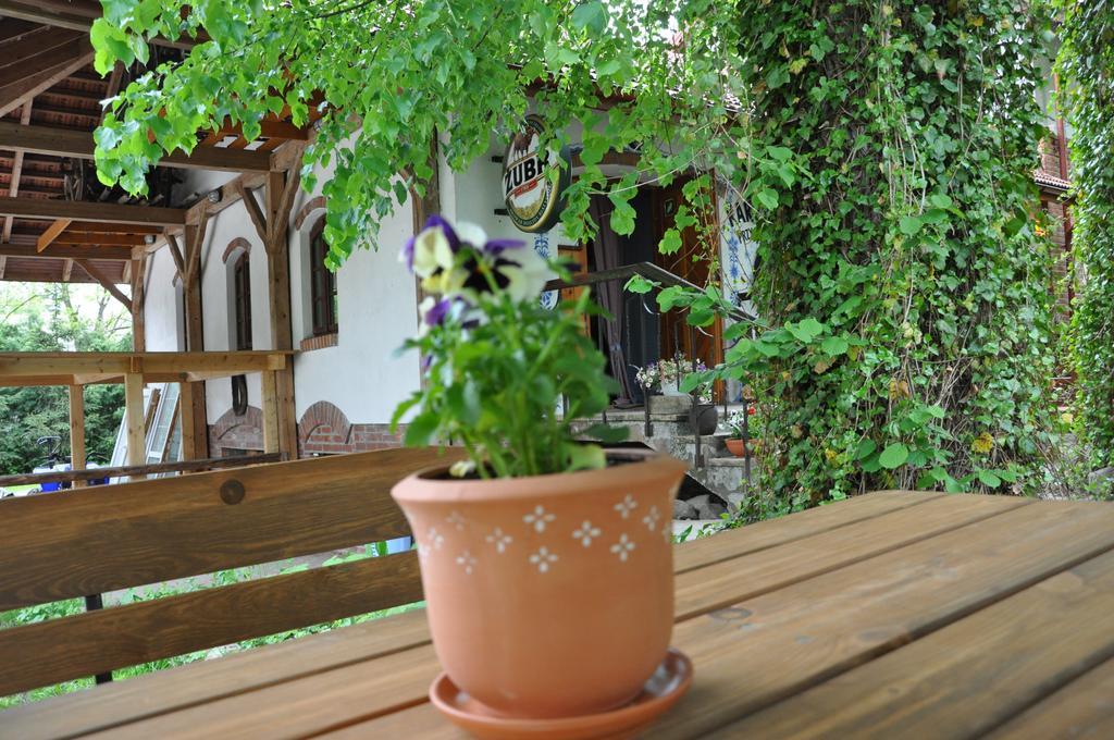Ostoya Inn & Granary Jasionka Exterior foto